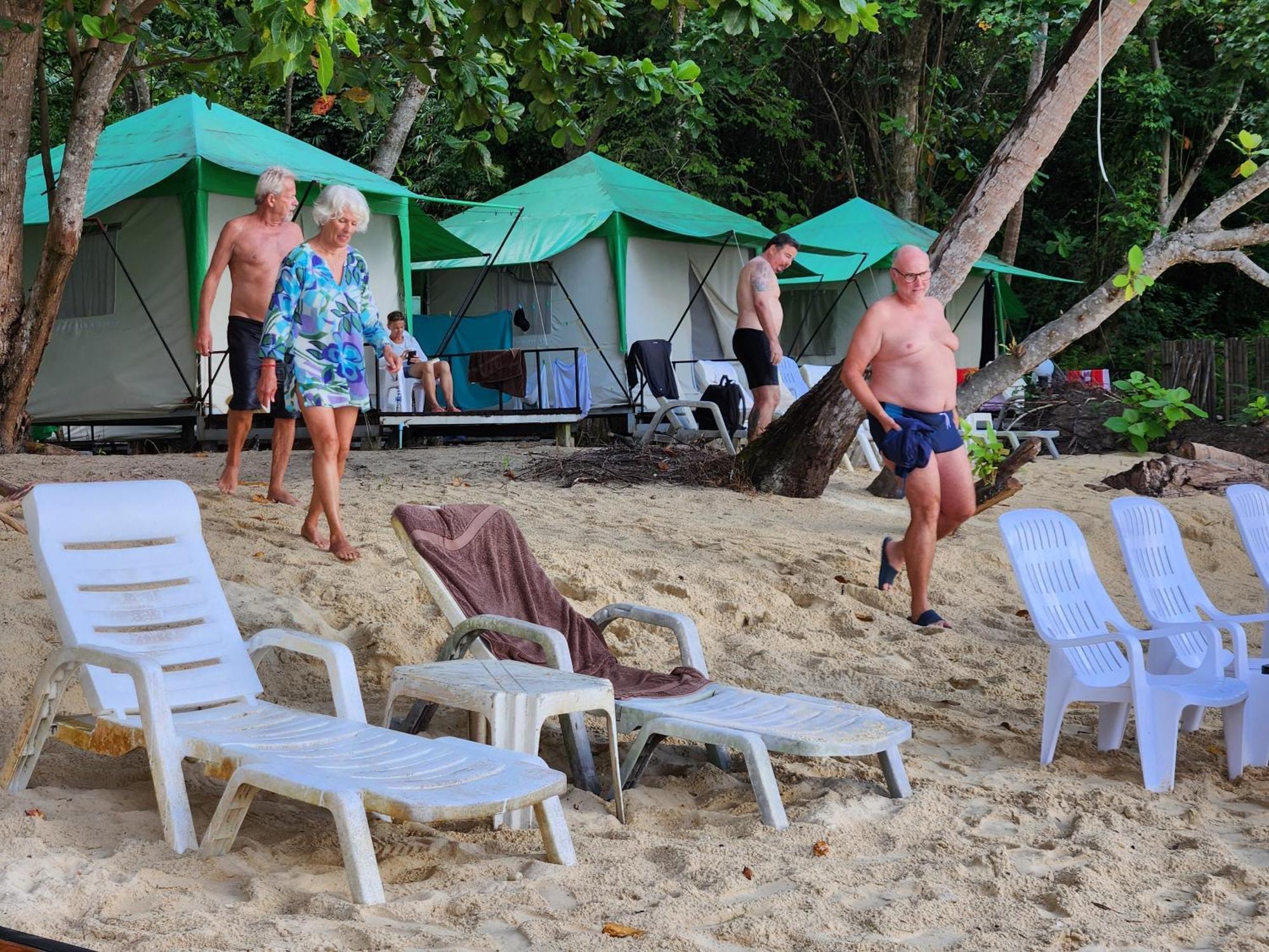 Koh Ngai Camping Restaurant @ Bar Екстер'єр фото