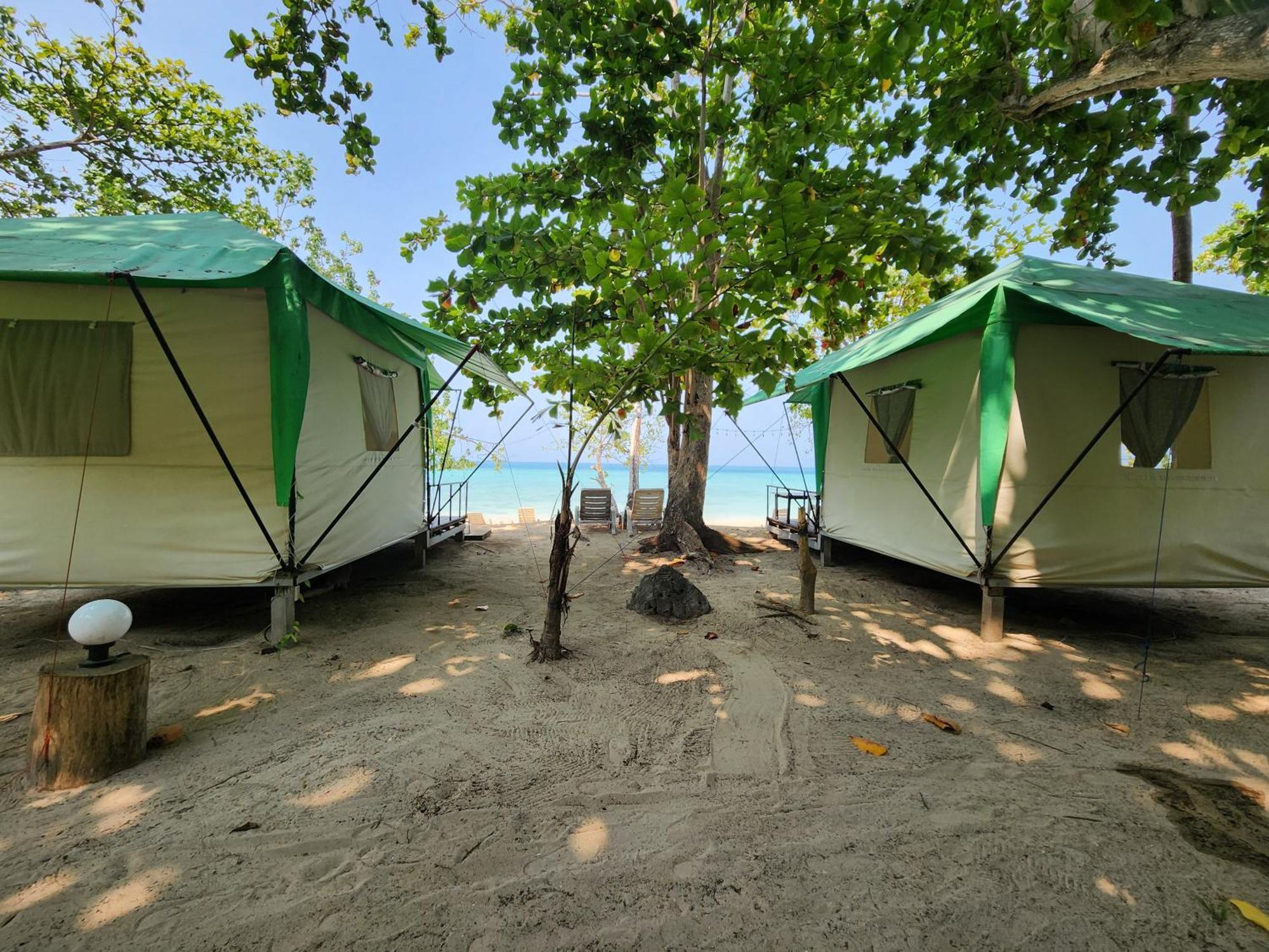 Koh Ngai Camping Restaurant @ Bar Екстер'єр фото